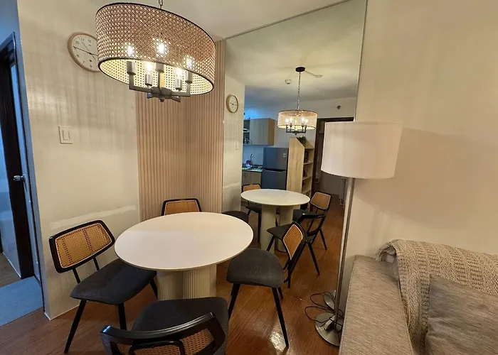 2br Cozy Near Sm Marikina & Ayala Feliz